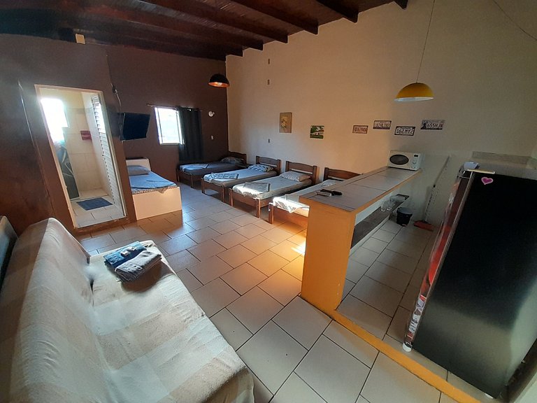 QUITINETE ECONOMICO com garagem CENTRAL