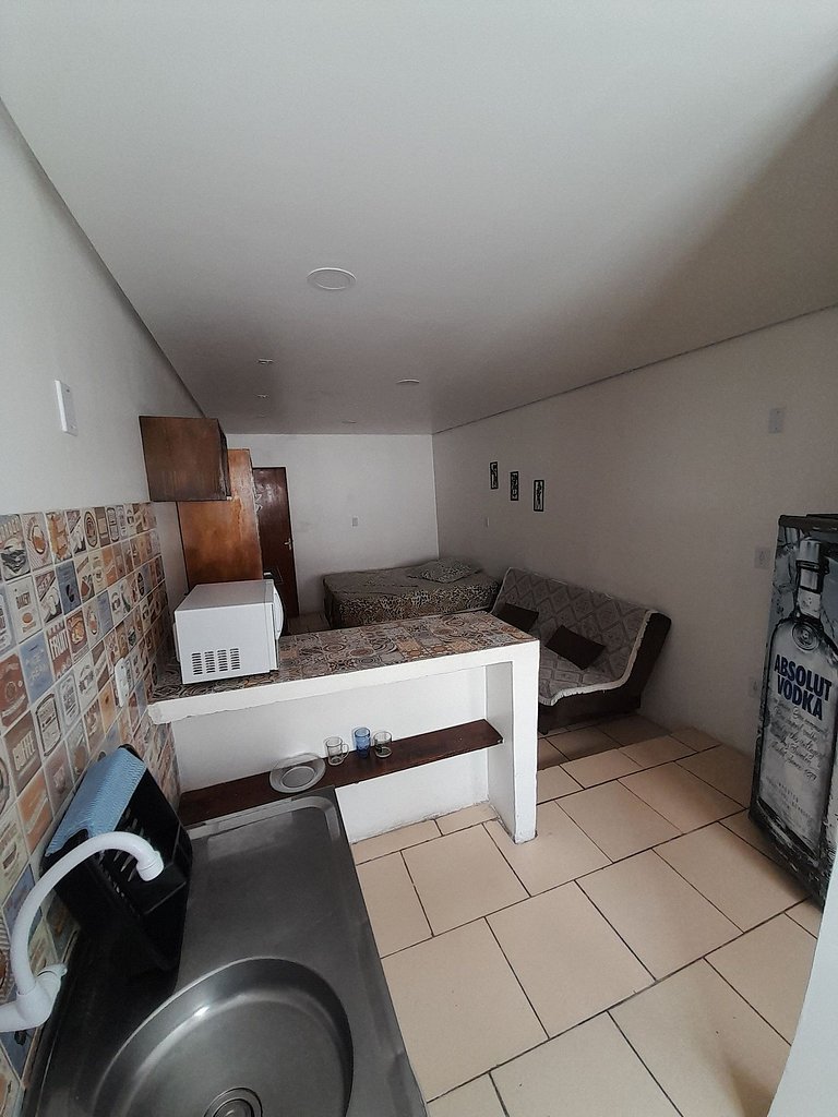 QUITINETE ECONOMICO com garagem CENTRAL