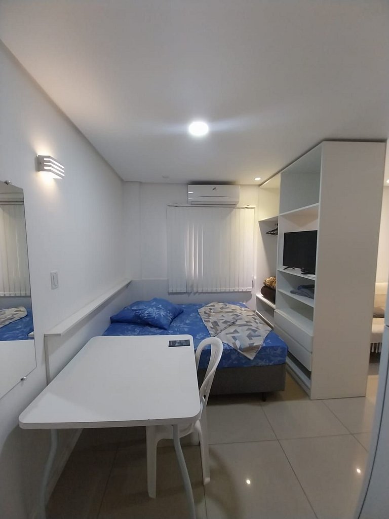 QUITINETE EXECUTIVO com garagem CENTRAL